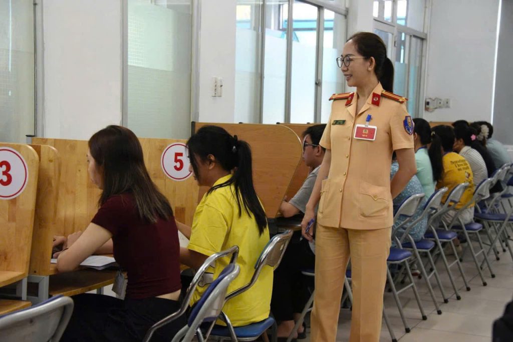 Lấy bằng lái A1 tại LÁI XE THUẬN AN | Thủ tục nhanh, tỉ lệ đậu cao